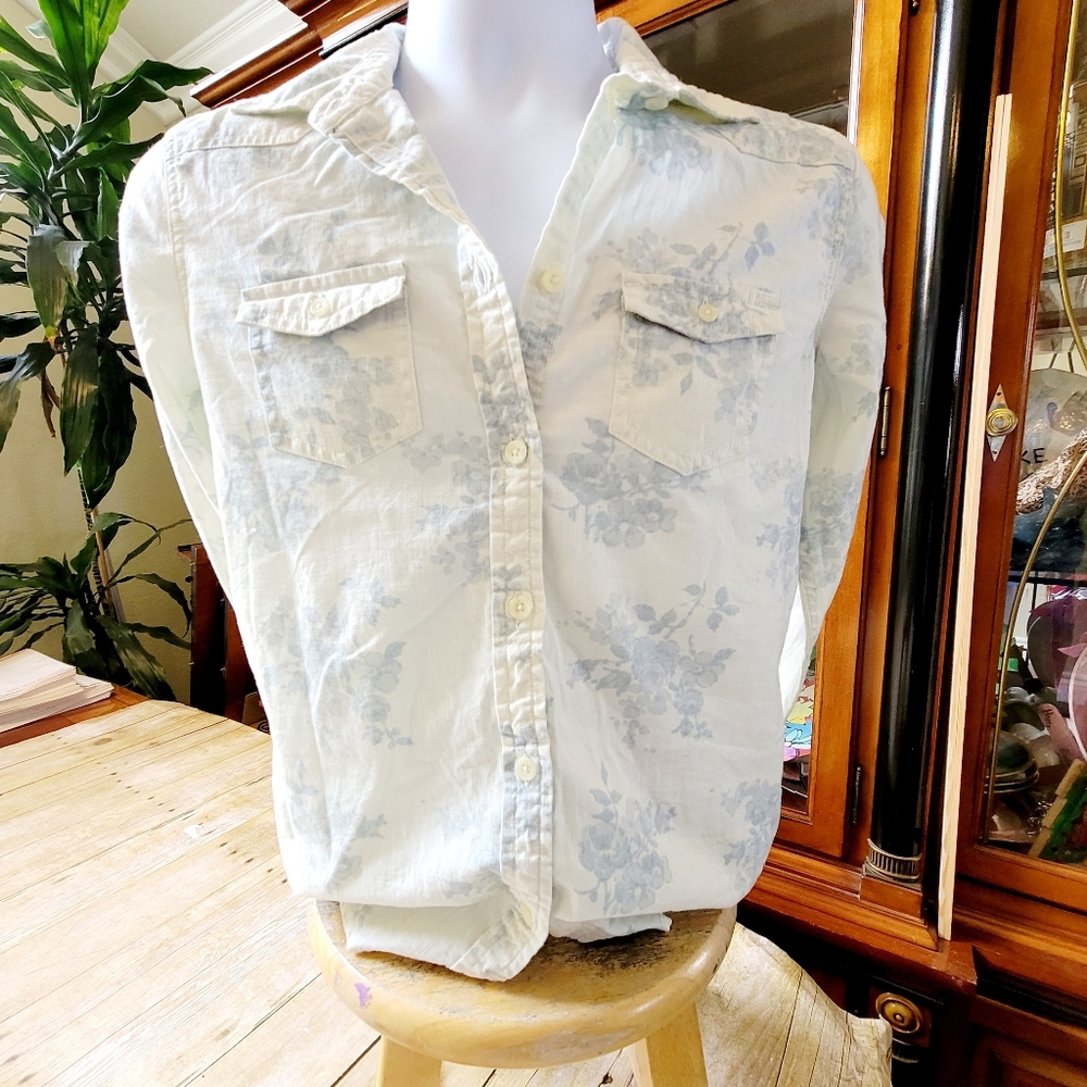 American Eagle Outfitters Men's (100% Cotton) Long Sleeve Floral Button …